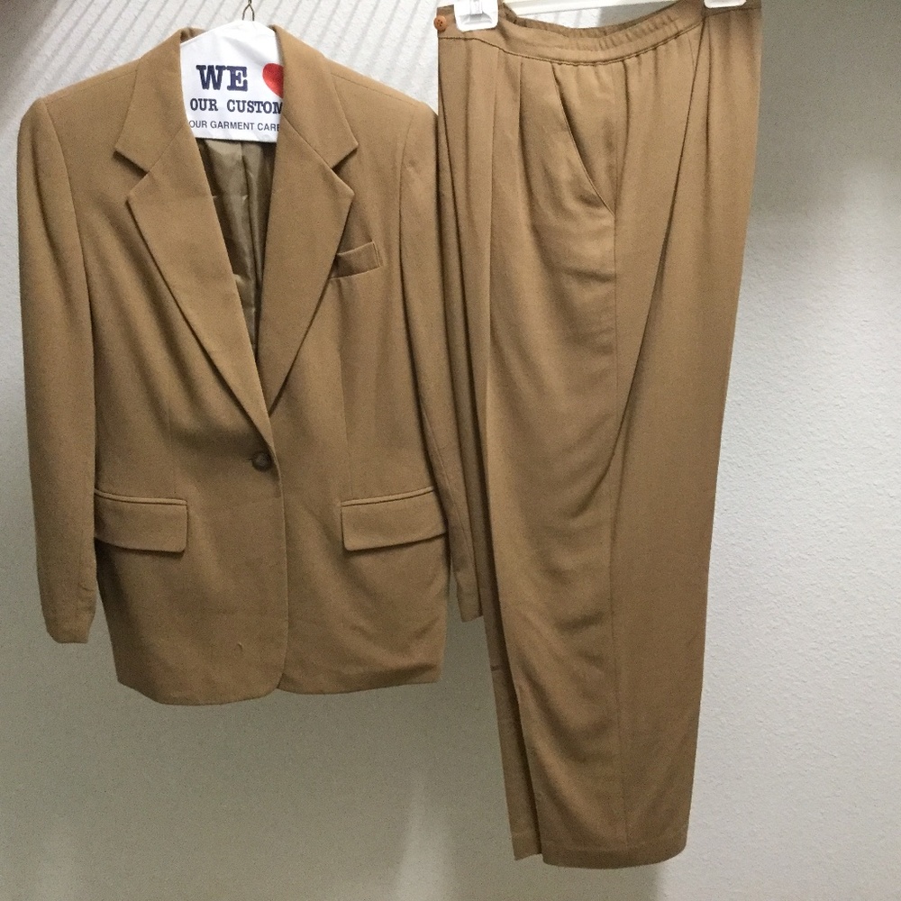 Brown pant suit